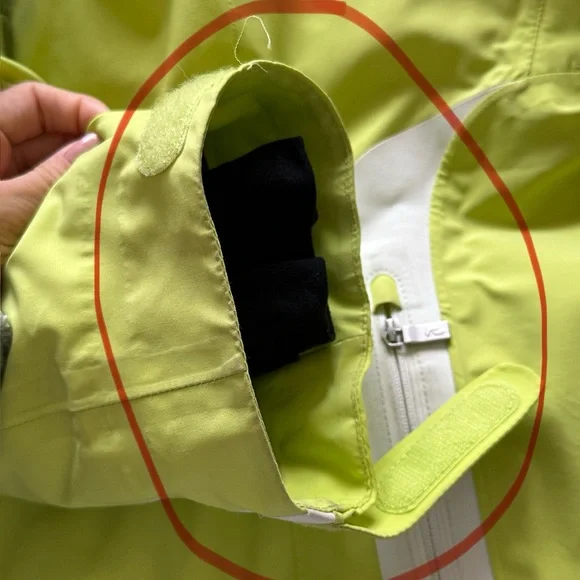 Peak Performance Ski Jacket - Picture 7 of 11